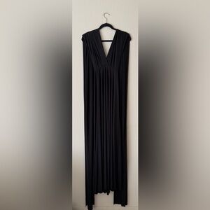 Henkaa Women’s Black Maxi Dress - Sakura infinity style